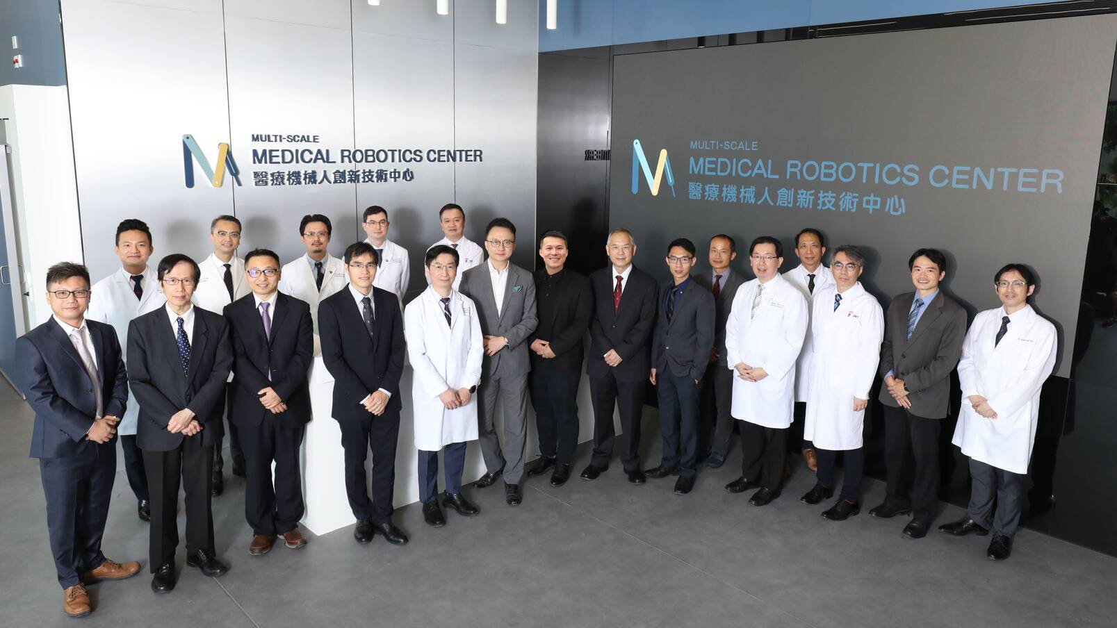 醫療機械人創新技術中心(MRC)主要研究人員和顧問來自醫學院和工程學院，以實現跨學科醫療機械人的研究和開發。